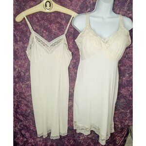 Lot-2 Vintage 50s-60s Lingerie Full Slips LaceTrim Metal Adjustble Buckles Flaw